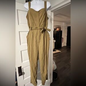 Nine West women’s smocked bodice belted jumpsuit mustard yellow/tan M
